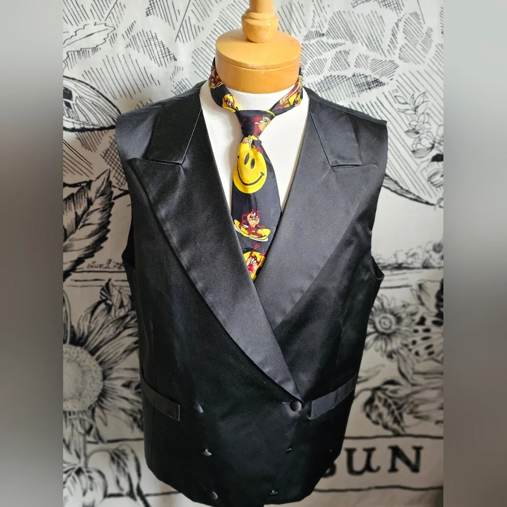 EUC Vintage Y2K 1996 Looney Tunes Mania Taz Tazmanian Devil Smiley Face Tie